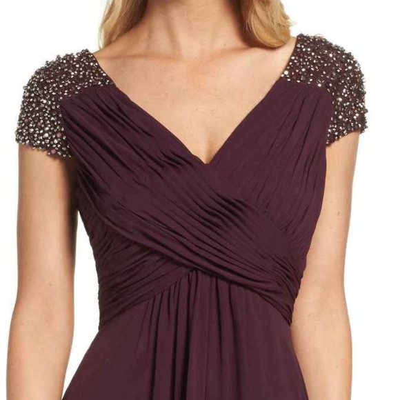 🌺 ELIZA J  Embellished Pleated Chiffon Gown - Picture 4 of 8